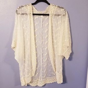 Xhilaration Short Sleeve Lace Kimono